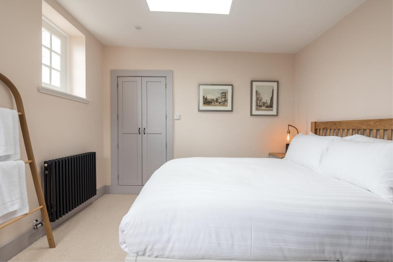 Amazing Penthouse, Stunning Views, Castle 2 Mins Apartment Edinburgh Luaran gambar